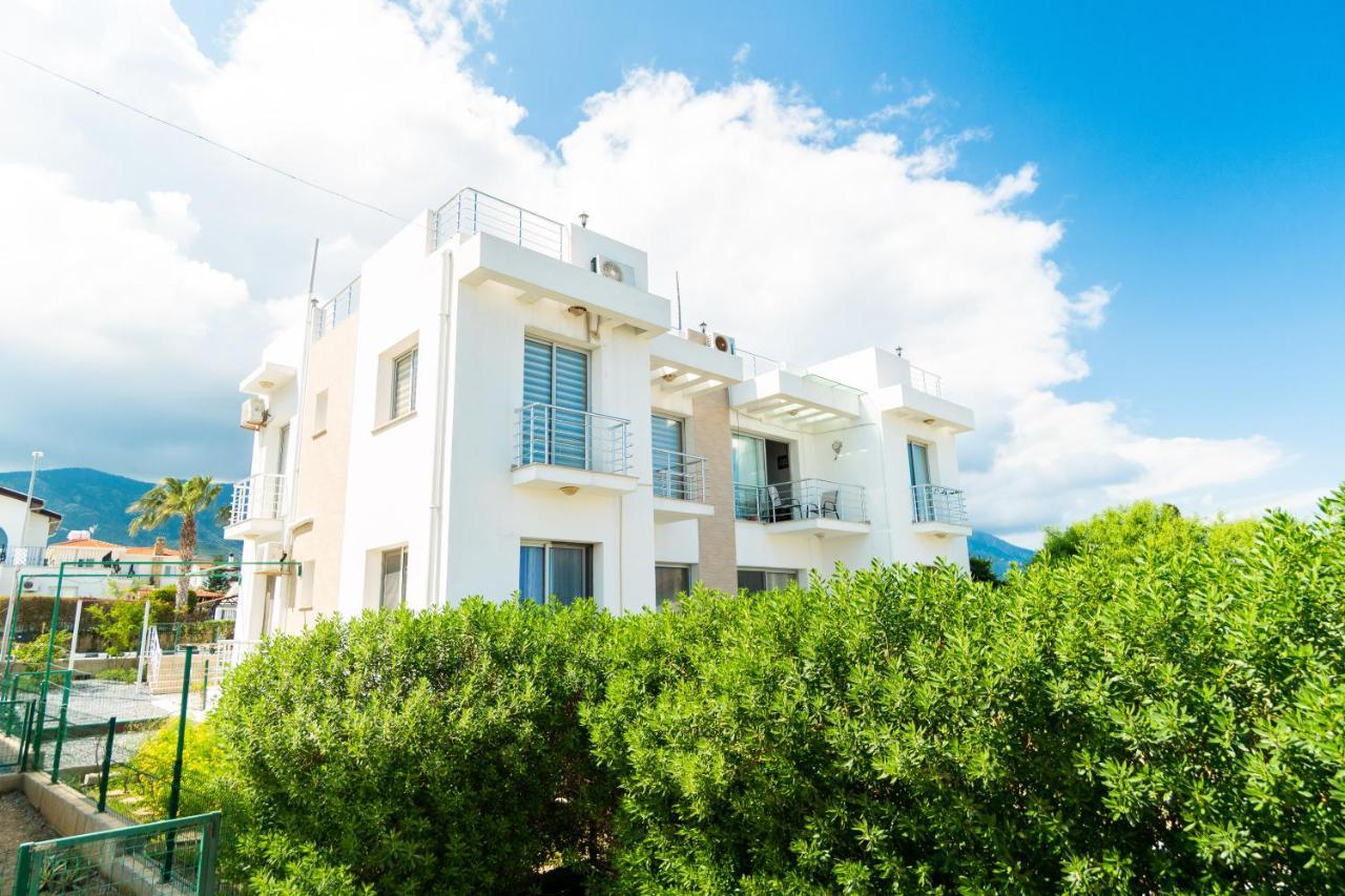 Beautiful & Quiet Two-Bedroom Apartment With Private Garden Lukomorye C1 Κερύνεια Εξωτερικό φωτογραφία